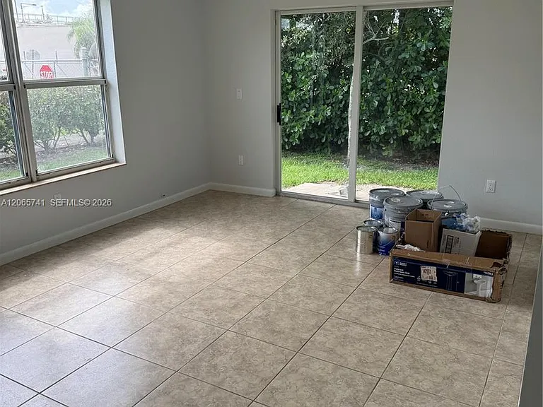 7600 NW 38th Ct #16 — Photo 3