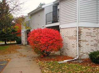 406 Whispering Pines Way, Fitchburg, WI 53713