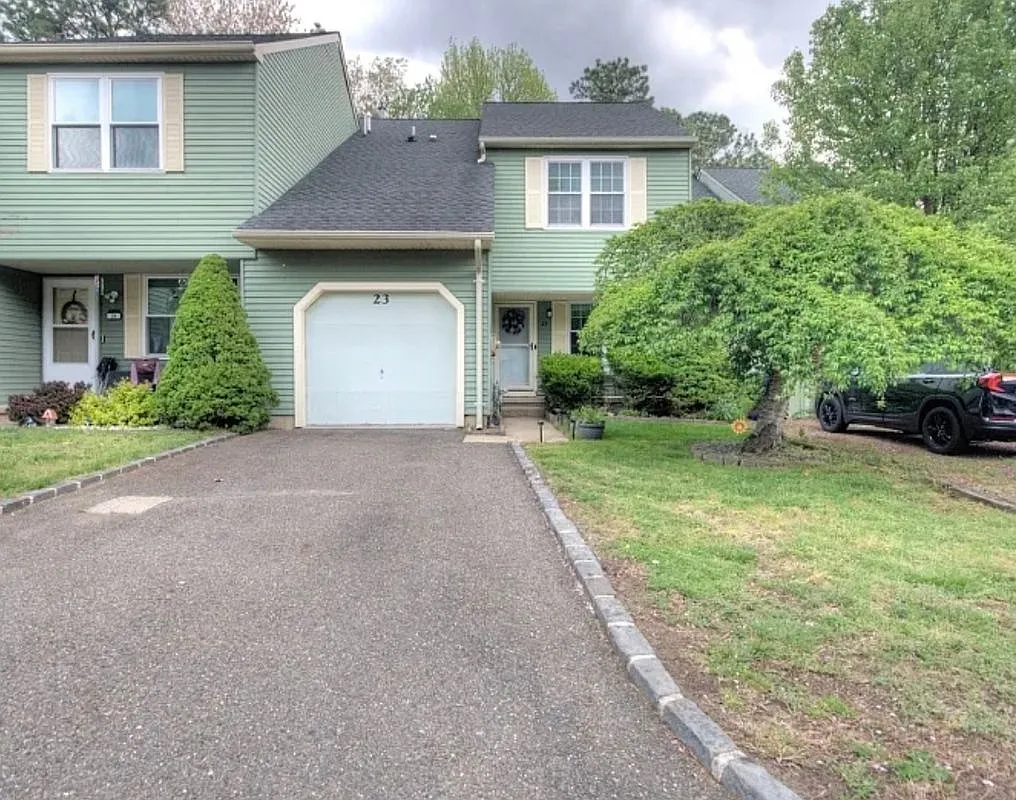 3 bed, 2.5 bath, 1476 sqft, $2,650 — Photo 1