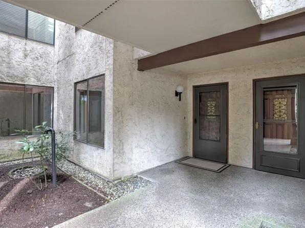 11023 Glen Acres Drive S #23A, Seattle, WA 98168