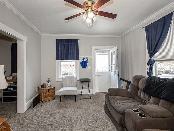 3rd image of 4301 Marvin Ave