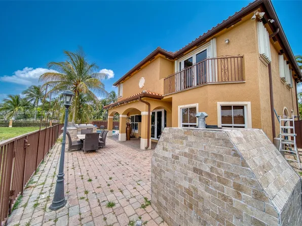 2644 SW 152nd Pl, Miami, FL 33185