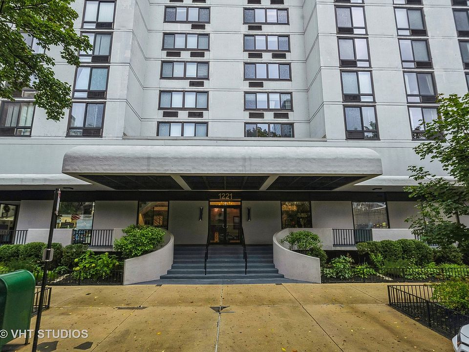 1st image of 1221 N Dearborn Pkwy #1605S