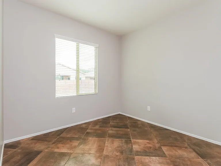 1176 E Madera Grove Ln — Photo 13
