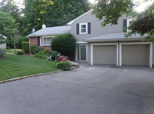 12 Gaines Rd, Sharon, MA 02067