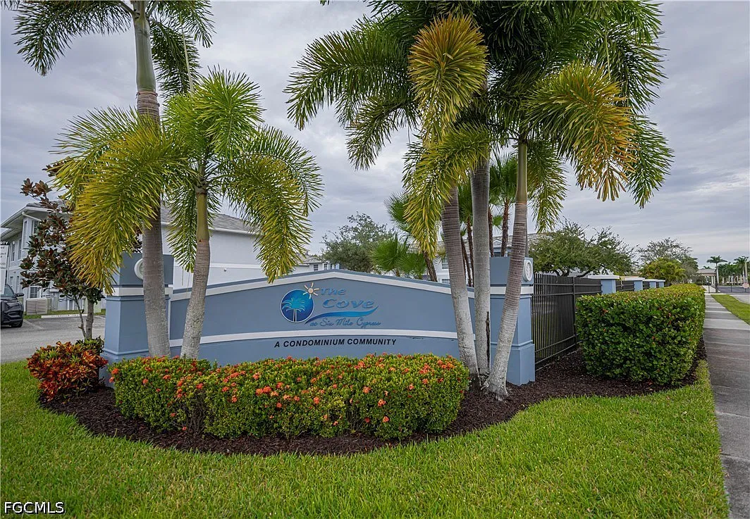 3 bed, 2.0 bath, 1118 sqft, $1,700 — Photo 2