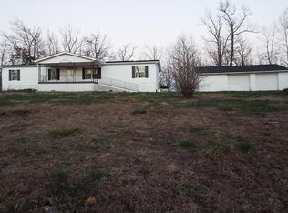 1589 Cedar Chapel Rd, Monterey, TN 38574