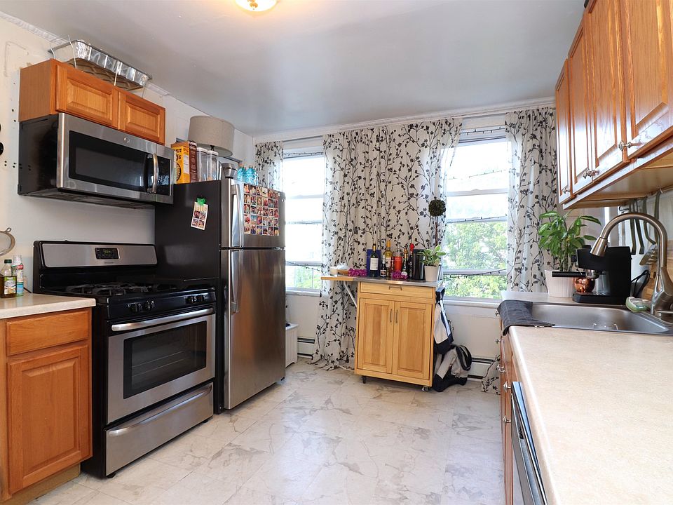 1st image of 238 South St #4