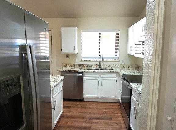 4th image of 1701 E Shasta St