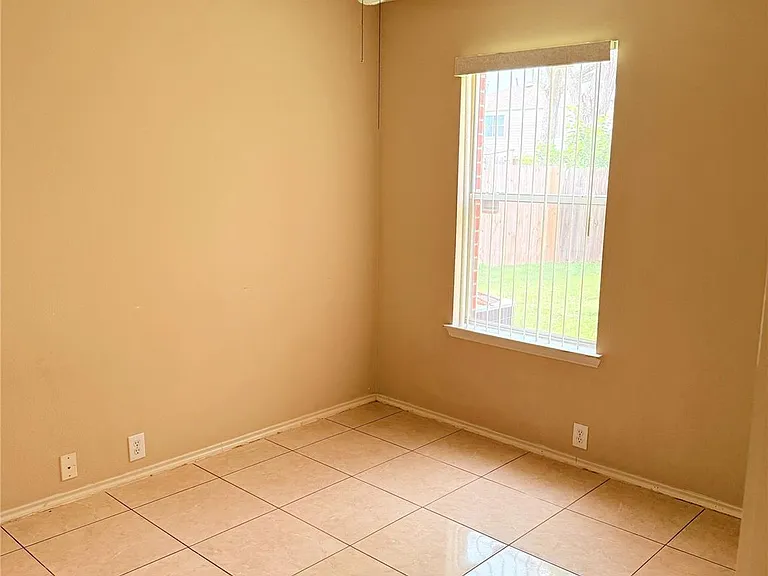 10610 Sugar Place Ct — Photo 14