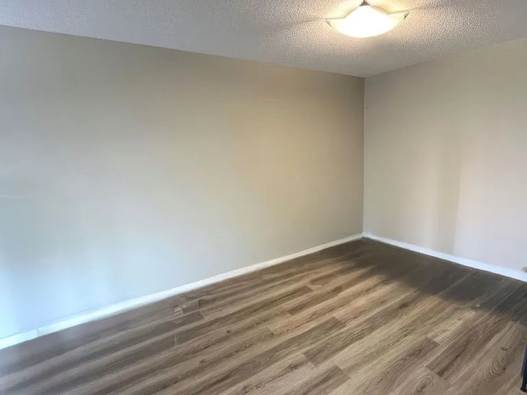 5795 Yonge St #413 — Photo 9