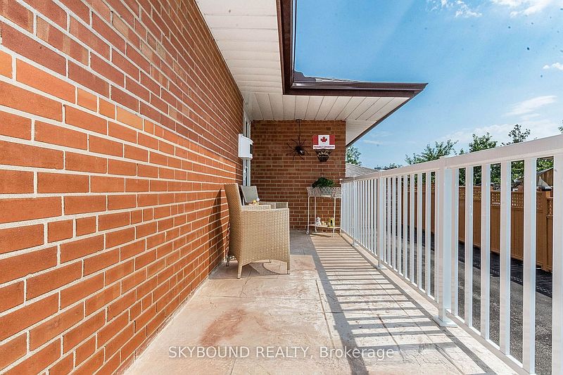 Toronto House for rent - 3 Bedrooms — photo 4