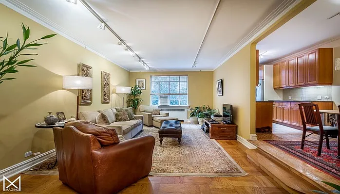 Sold by Bank Neary | media 14