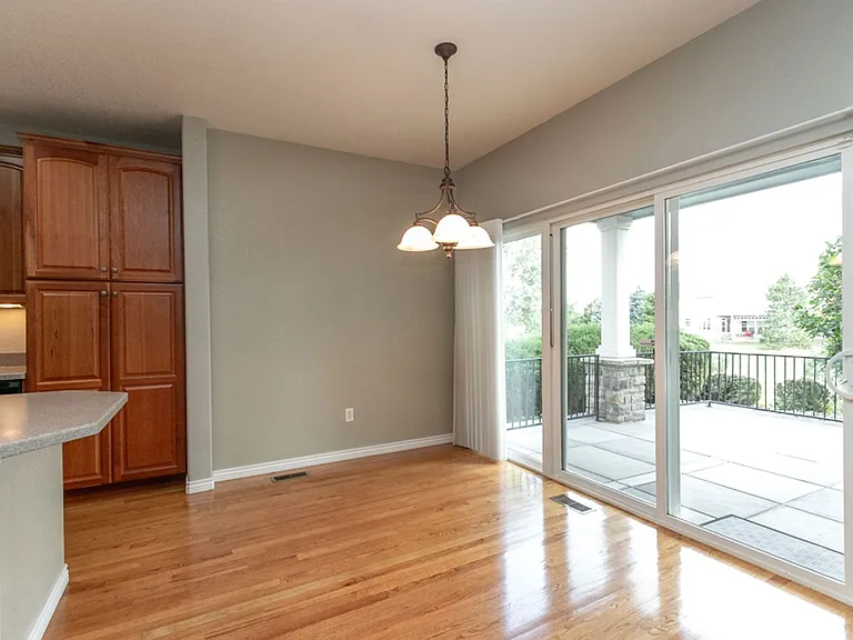 711 Windflower Dr — Photo 9