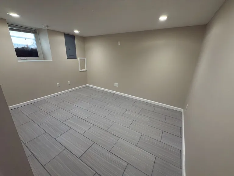 223 S McKinley Ave — Photo 19