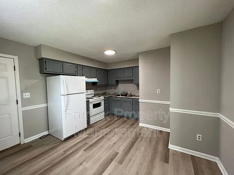 1117 Pecan Pl — Photo 8