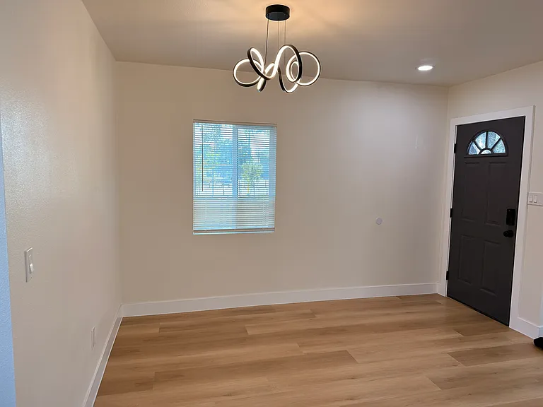 4078 Douglass Ave — Photo 9