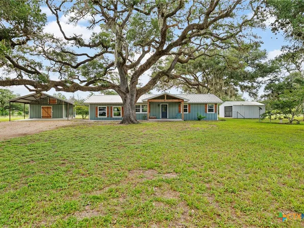 13109 Fm 822, Edna, TX 77957