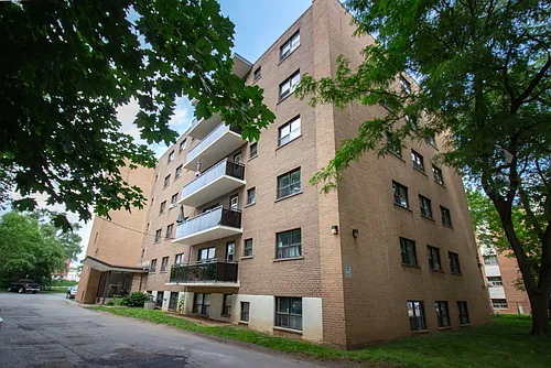 384 Saint Paul St Photo 1