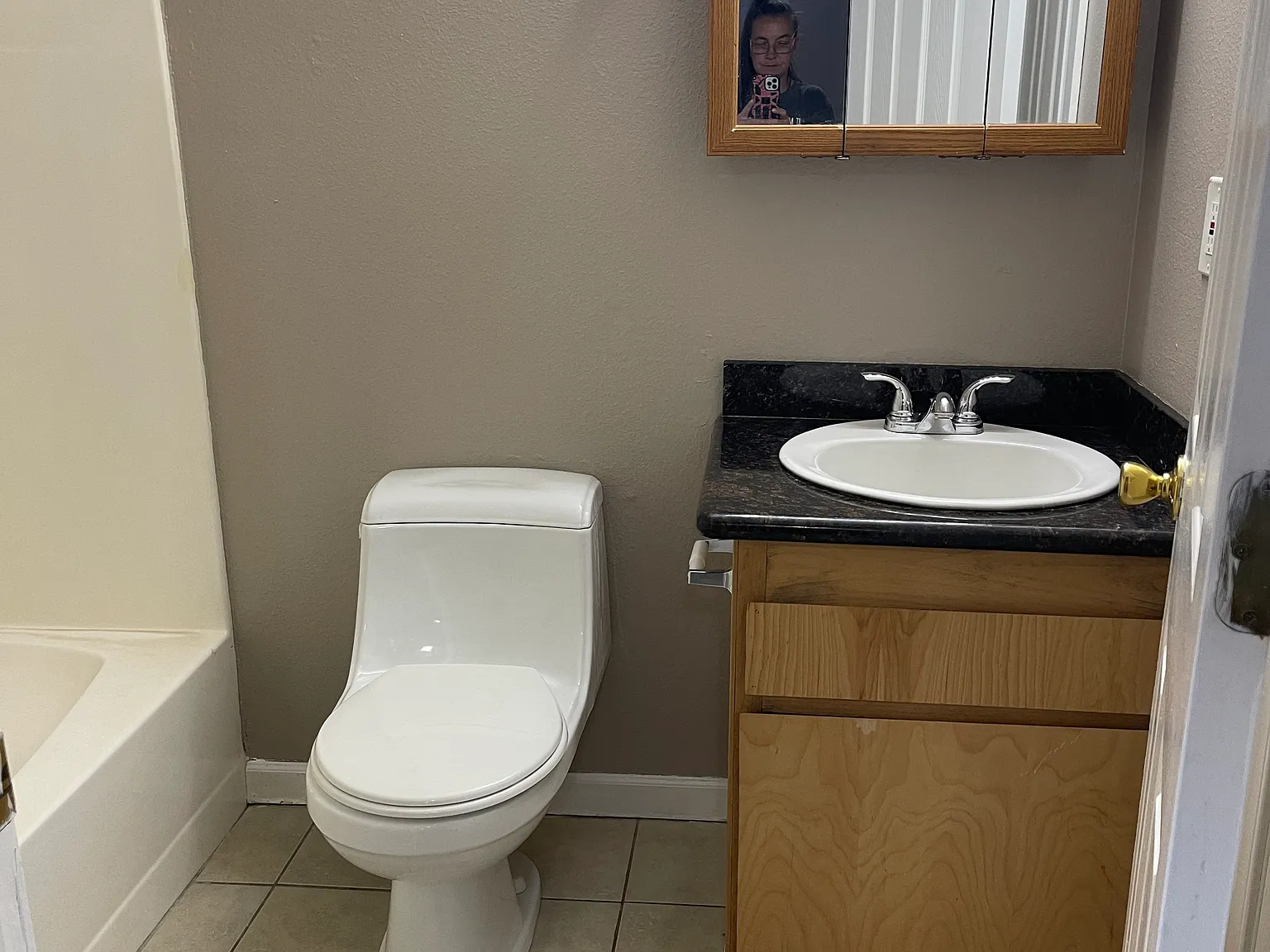 1 bed, 700 sqft, $1,025 — Photo 3