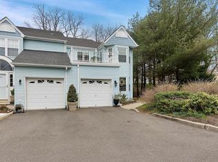 10 Colonial Sq, Middletown, NJ 07748