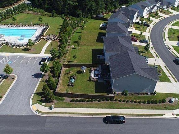 5th image of 2131 Blackbird Cir