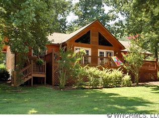 303 Brannon Forest Dr, Waynesville, NC 28785