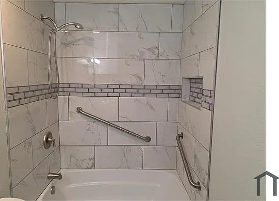 13009 Lakota Rd — Photo 1