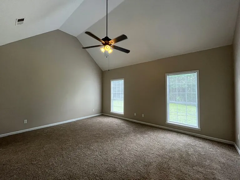 440 Blue Lake Dr — Photo 8
