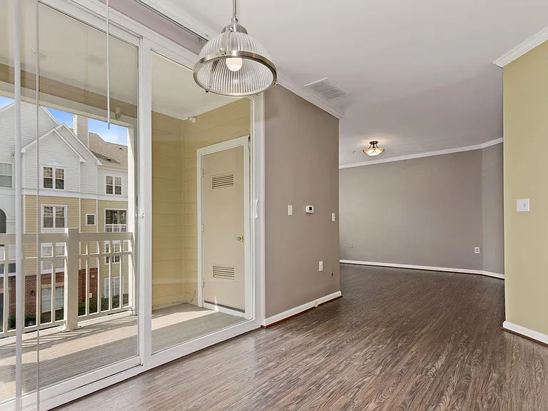 2108 Highcourt Ln #305 — Photo 12