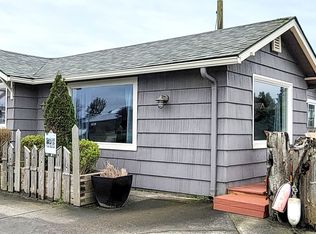 105 Ocean Beach Blvd S, Long Beach, WA