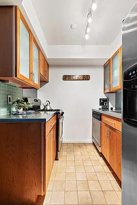 Sold by Compass | media 6
