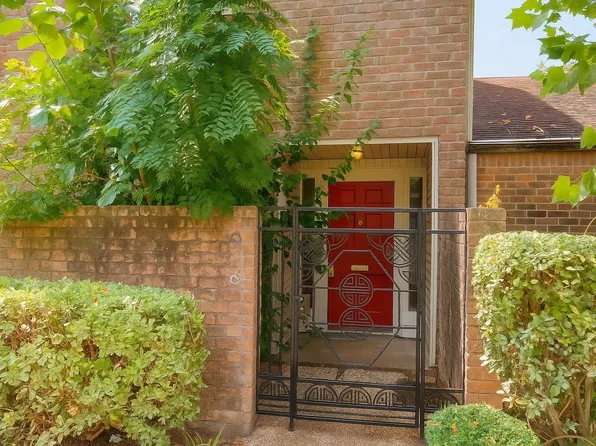 9146 Wilcrest Dr #9146, Houston, TX 77099