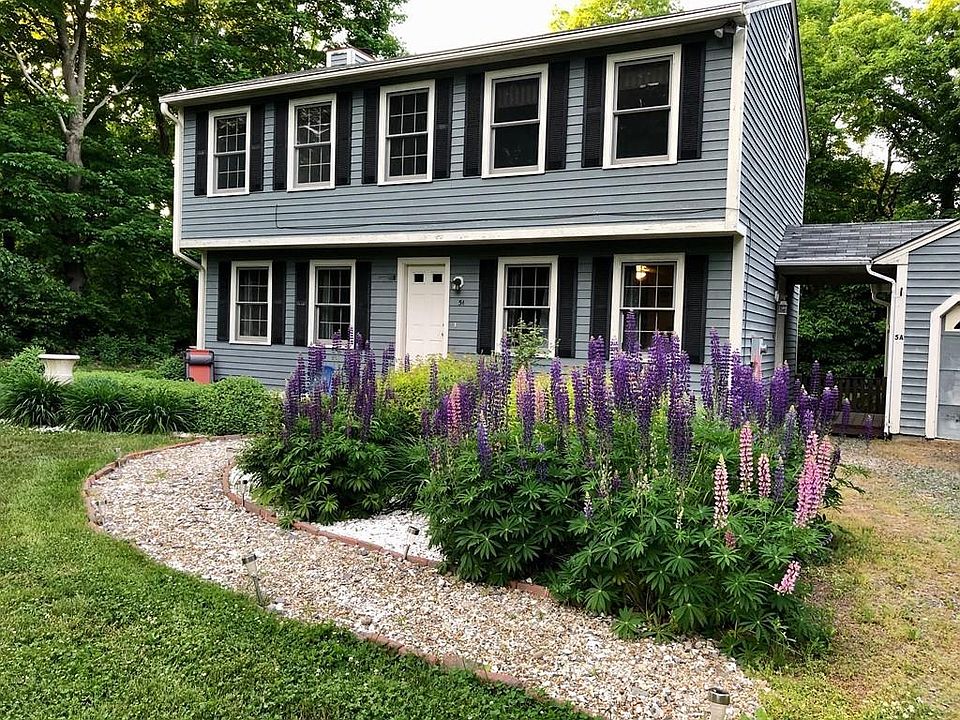 1st image of 5 A Brook Pasture Ln #5A