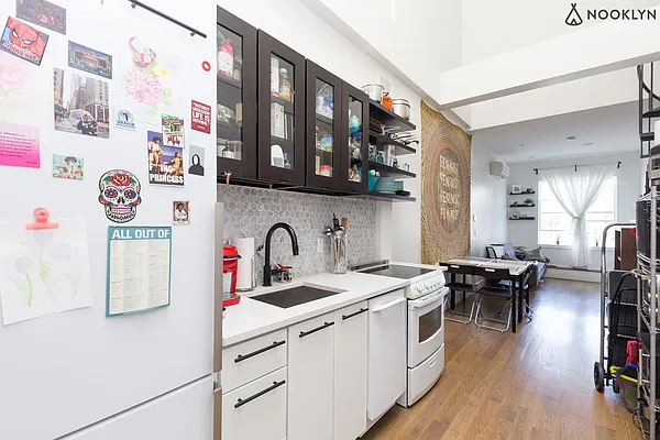 Rented by Nooklyn NYC LLC | media 67