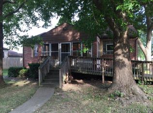 107 N Clinton St, New Athens, IL 62264