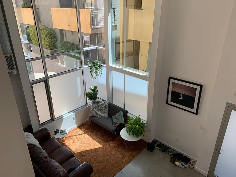 1120 N El Centro Ave #10 — Photo 1