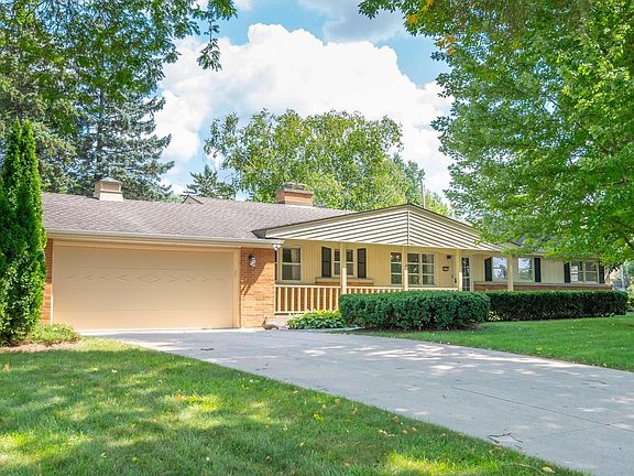 2nd image of 2308 S Green Links DRIVE