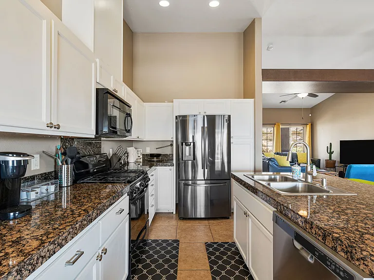 67365 Desert View Ave — Photo 21