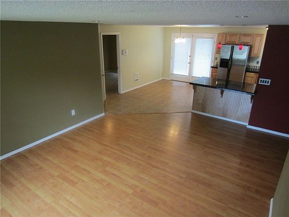 4th image of 8404 187th Street Ct E