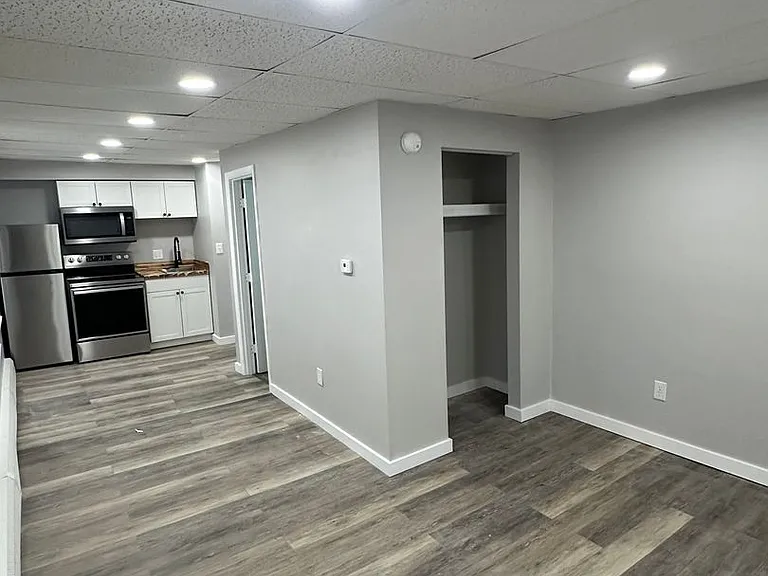 61 Water St — Photo 11