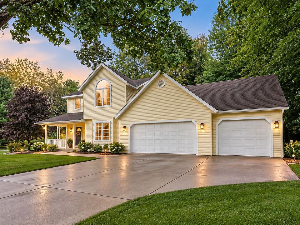 1st image of 4467 Walkers Ridge Rd