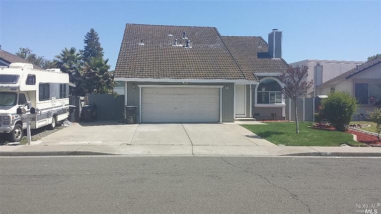 1st image of 1047 Wood Hollow Cir