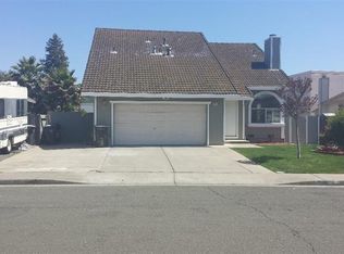 1047 Wood Hollow Cir, Fairfield, CA 94533