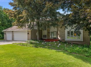 4780 Tyndale Ct, West Bloomfield, MI 48323
