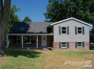 49 Graeler Dr, Saint Louis, MO 63146