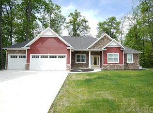 16190 Forest Ln, Findlay, OH 45840