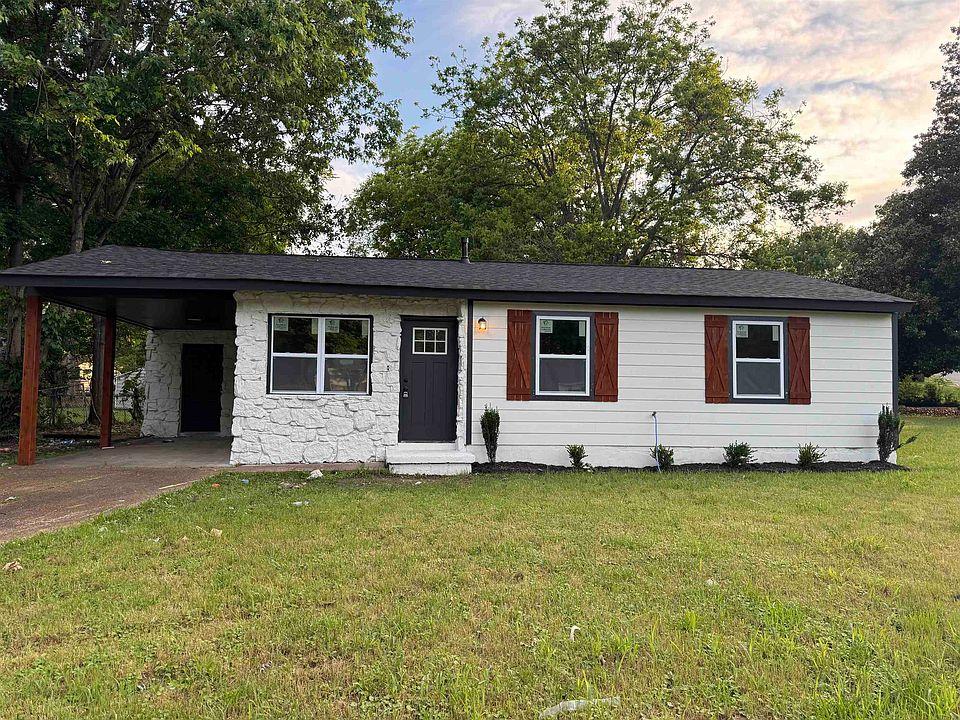 1st image of 385 Fitzgerald Dr