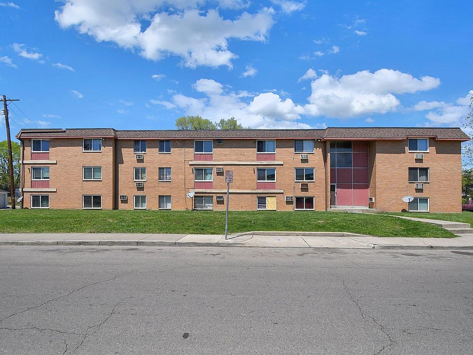 1st image of 905 Neal Ave