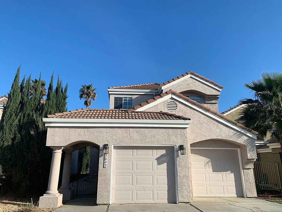 1st image of 2843 Cherry Hills Dr